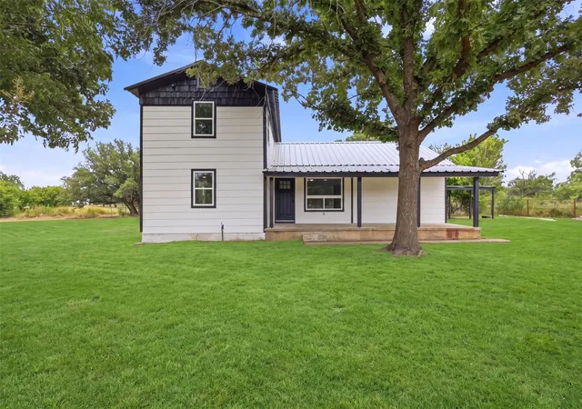 Photo 2 of Single family home for sale at 3239 Fm 2256, Mineral Wells, TX 76067 | MLS# 21340057 | Listing updated on 2026-07-31