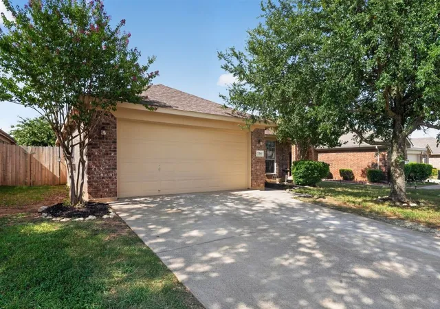 Photo 1 of Single family home for sale at 7241 Decoy Ln, Fort Worth, TX 76120 | MLS# 21346837 | Listing updated on 2026-09-28