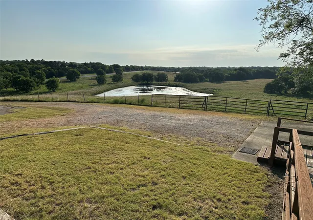 Photo 3 of House for sale at 3636 State Hwy 56, Bells, TX 75414 | MLS# 21344700 | Listing updated on 2026-10-04