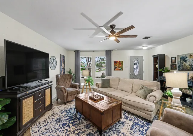 Photo 4 of Sale Pending at 3123 Melrose Dr, Mc Kinney, TX 75070 | MLS# 21346917 | Listing updated on 2026-09-08