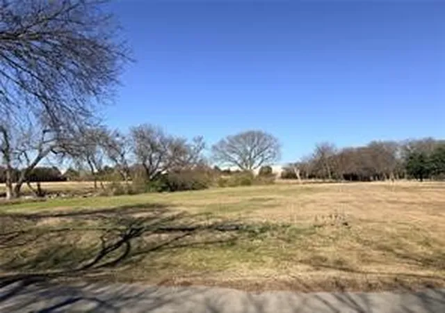 Photo 4 of Land for sale at 539 Winston Dr, De Soto, TX 75115 | MLS# 21346936 | Listing updated on 2026-09-15