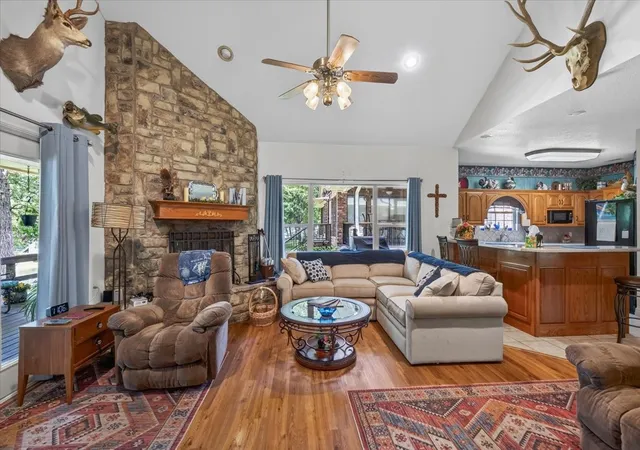 Photo 3 of Single family home for sale at 5536 Point Lavista, Malakoff, TX 75148 | MLS# 21344927 | Listing updated on 2026-09-03