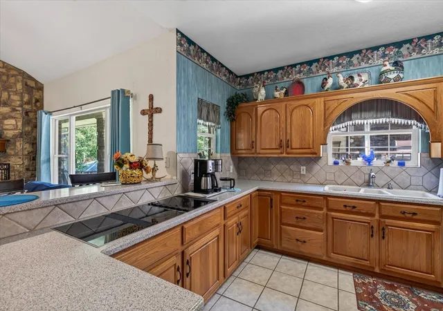 Photo 3 of Single family home for sale at 5536 Point Lavista, Malakoff, TX 75148 | MLS# 21344927 | Listing updated on 2026-09-03