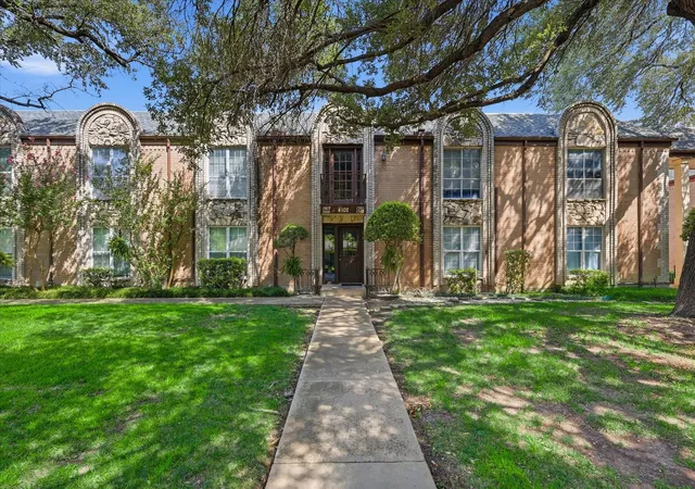 Photo 1 of Condo for sale at 4102 Ridglea Country Club Dr #1501, Fort Worth, TX 76126 | MLS# 21346201 | Listing updated on 2026-09-14