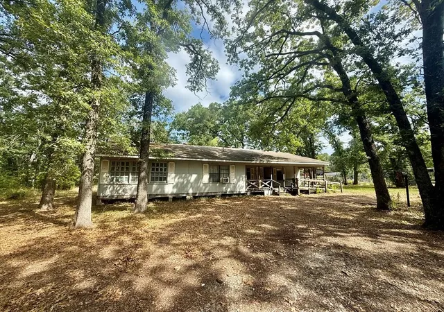 Photo 1 of Manufactured home for sale at 221 Northview Dr, Trinidad, TX 75163 | MLS# 21346920 | Listing updated on 2026-09-25