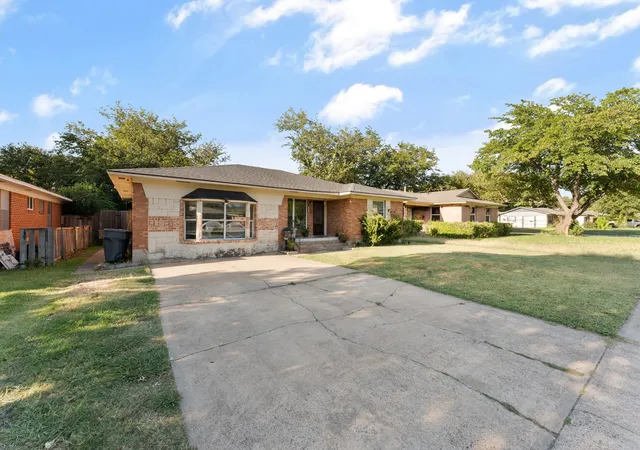 Photo 3 of Single family home for sale at 2439 Inadale Ave, Dallas, TX 75228 | MLS# 21343522 | Listing updated on 2026-09-12