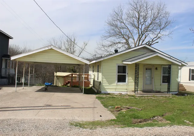 Photo 4 of Single family home for sale at 10689 County Road 905, Princeton, TX 75407 | MLS# 21347050 | Listing updated on 2026-09-15