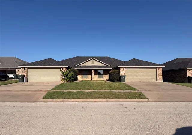 Photo 1 of Multi family home for sale at 3844 Carrera Ln, Abilene, TX 79602 | MLS# 21346227 | Listing updated on 2026-09-16