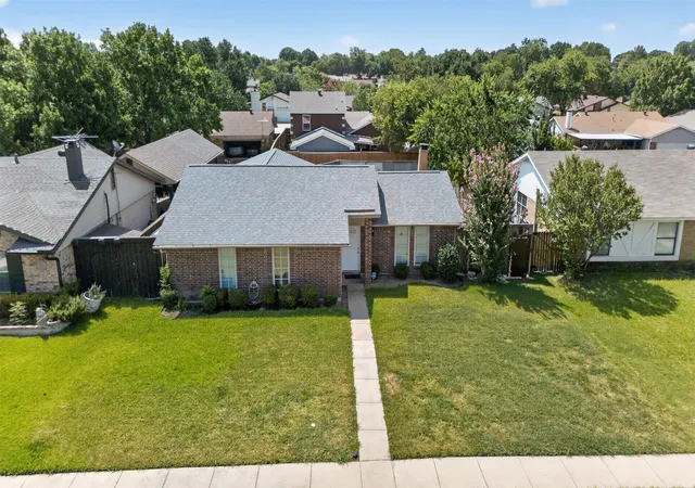 Photo 3 of Single family home for sale at 2224 Crockett Dr, Carrollton, TX 75006 | MLS# 21347111 | Listing updated on 2026-08-01