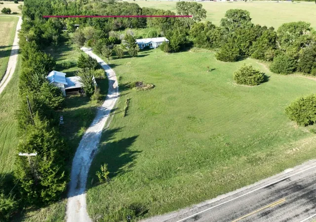 Photo 2 of Sale Pending at 3149 Fm902, Sherman, TX 75090 | MLS# 21347129 | Listing updated on 2026-09-18
