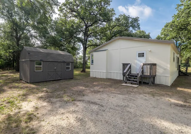 Photo 4 of Sale Pending at 151 Private Road 958, Streetman, TX 75859 | MLS# 21346503 | Listing updated on 2026-09-11