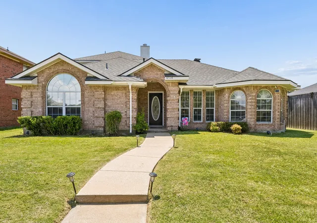 Photo 1 of Single family home for sale at 8510 Hartford Dr, Rowlett, TX 75089 | MLS# 21347052 | Listing updated on 2026-09-13