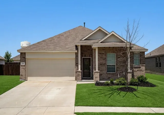 Photo 2 of Single family home for sale at 2005 Eucalyptus Ave, Royse City, TX 75189 | MLS# 21344606 | Listing updated on 2026-09-14
