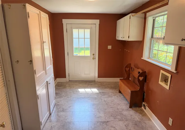 Photo 4 of Single family home for sale at 605 S Seaman St, Eastland, TX 76448 | MLS# 21346636 | Listing updated on 2026-09-30