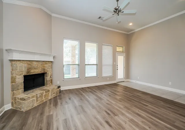 Photo 2 of Sale Pending at 7428 Errandale Dr, Fort Worth, TX 76179 | MLS# 21344945 | Listing updated on 2026-09-14