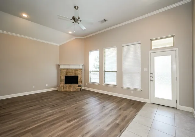 Photo 3 of Sale Pending at 7428 Errandale Dr, Fort Worth, TX 76179 | MLS# 21344945 | Listing updated on 2026-09-14