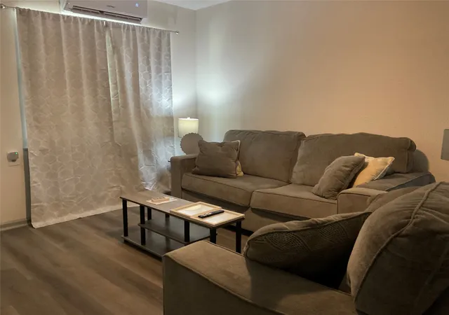 Photo 3 of Single family home for sale at 820 Coleman St, Marlin, TX 76661 | MLS# 21339718 | Listing updated on 2026-08-01