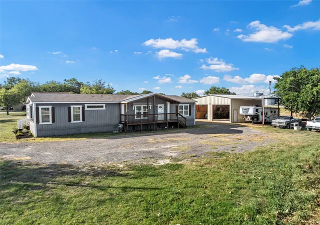 Photo 3 of Single family home for sale at 602 S 3Rd St, Abbott, TX 76621 | MLS# 21346710 | Listing updated on 2026-09-10