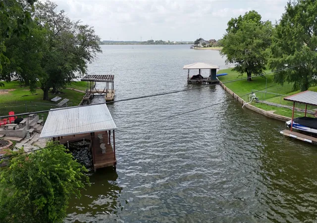 Photo 3 of Single family home for sale at 3903 Montgomery Dr, Granbury, TX 76049 | MLS# 21346236 | Listing updated on 2026-09-09
