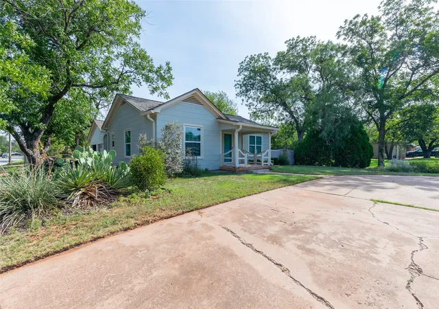 Photo 3 of Sale Pending at 4082 Potomac Ave, Abilene, TX 79605 | MLS# 21345559 | Listing updated on 2026-09-30
