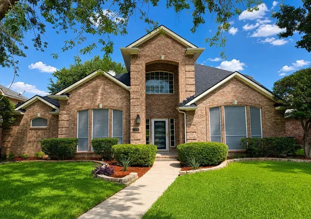 Photo 1 of Sale Pending at 7904 Alderwood Pl, Plano, TX 75025 | MLS# 21345926 | Listing updated on 2026-09-08