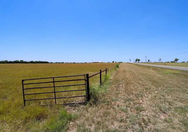 Photo 4 of Sale Pending at Tbd New Windsor Pkwy, Mc Gregor, TX 76657 | MLS# 21342938 | Listing updated on 2026-09-09