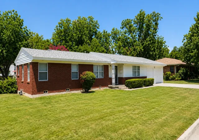Photo 2 of Single family home for sale at 3613 Chaffin Dr, Richland Hills, TX 76118 | MLS# 21346720 | Listing updated on 2026-09-22