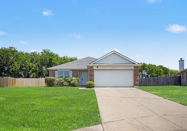 Photo 2 of Sale Pending at 603 River Run Dr, Red Oak, TX 75154 | MLS# 21346895 | Listing updated on 2026-10-01