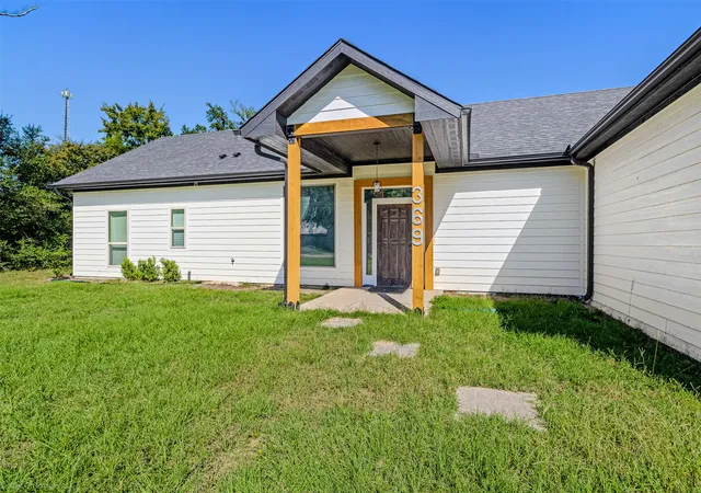 Photo 2 of Single family home for sale at 369 Pine Chase St, Van, TX 75790 | MLS# 21346352 | Listing updated on 2026-09-25