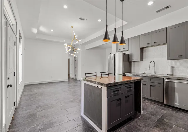 Photo 3 of Single family home for sale at 369 Pine Chase St, Van, TX 75790 | MLS# 21346352 | Listing updated on 2026-09-25