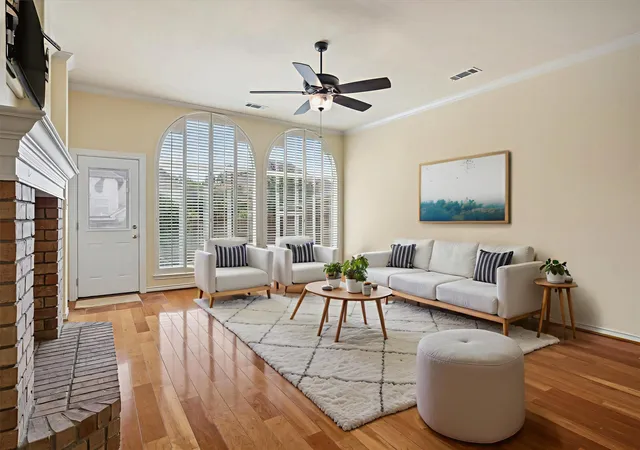 Photo 4 of Single family home for sale at 7710 Sweetgum Dr, Irving, TX 75063 | MLS# 21345942 | Listing updated on 2026-09-10