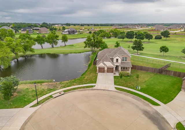 Photo 2 of Single family home for sale at 2304 Llano Dr, Royse City, TX 75189 | MLS# 21347366 | Listing updated on 2026-09-18
