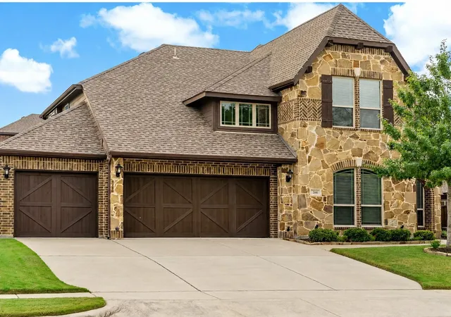 Photo 1 of Single family home for sale at 208 Gatwick Ct, Wylie, TX 75098 | MLS# 21346347 | Listing updated on 2026-09-14