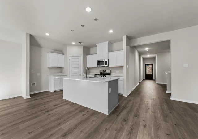 Photo 2 of Single family home for sale at 555 Brookside Dr, Van Alstyne, TX 75495 | MLS# 21347421 | Listing updated on 2026-09-08