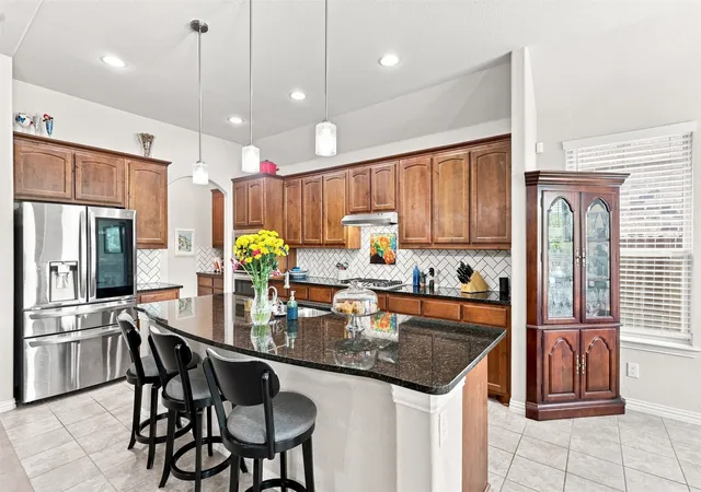 Photo 2 of Sale Pending at 5925 Scottsdale Ln, Fort Worth, TX 76179 | MLS# 21334025 | Listing updated on 2026-09-15