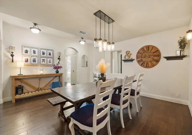 Photo 4 of Single family home for sale at 1925 Knoxbridge Rd, Forney, TX 75126 | MLS# 21347316 | Listing updated on 2026-09-11