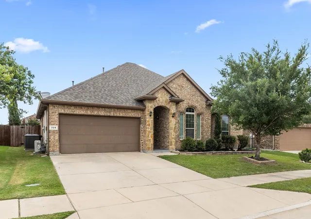 Photo 2 of Sale Pending at 328 Running Water Trl, Fort Worth, TX 76131 | MLS# 21347415 | Listing updated on 2026-09-10