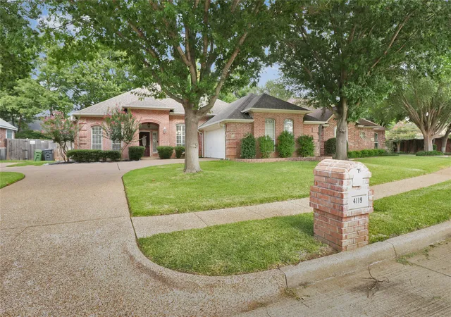 Photo 1 of Single family home for sale at 4119 Timberbrook Ct, Arlington, TX 76015 | MLS# 21347482 | Listing updated on 2026-08-01
