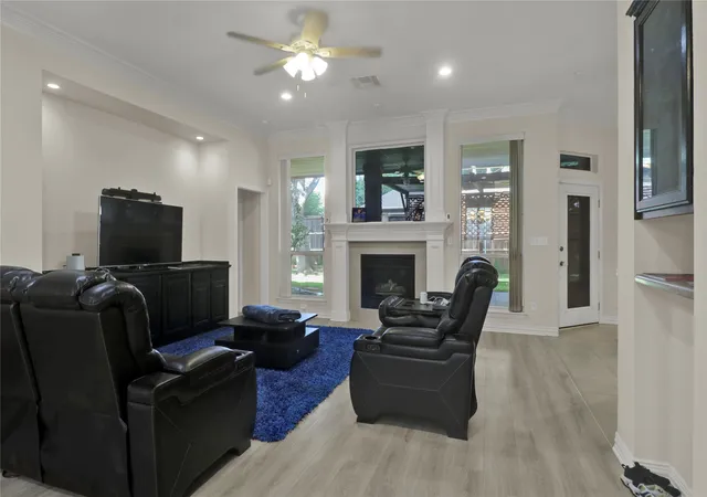 Photo 3 of Single family home for sale at 4119 Timberbrook Ct, Arlington, TX 76015 | MLS# 21347482 | Listing updated on 2026-08-01