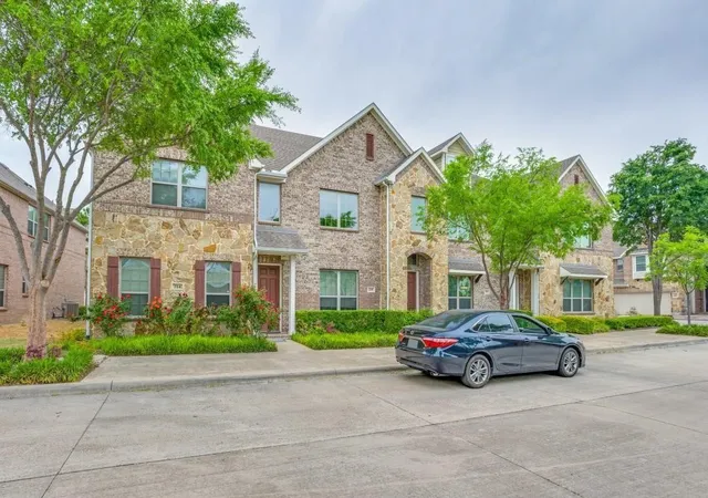 Photo 1 of Townhouse for sale at 214 Alexandra Ave, Richardson, TX 75081 | MLS# 21347555 | Listing updated on 2026-08-01