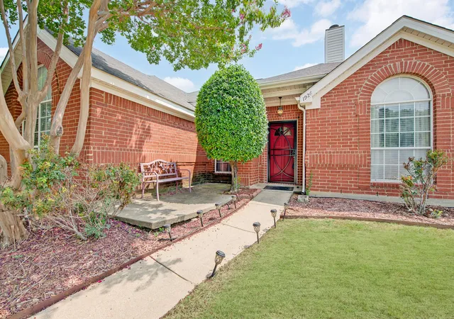 Photo 3 of Single family home for sale at 1926 Oak Bend Ln, Garland, TX 75040 | MLS# 21347546 | Listing updated on 2026-09-12