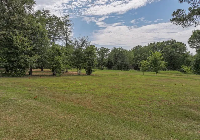 Land for sale at 2568 County Road 4234, De Kalb, TX 75559 | MLS# 21347588