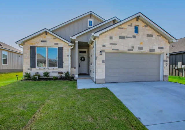 Photo 1 of Single family home for sale at 2904 Teasdale Rd, Lorena, TX 76655 | MLS# 21345058 | Listing updated on 2026-09-13