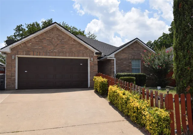 Photo 1 of Single family home for sale at 8516 Torreon Ct, Dallas, TX 75217 | MLS# 21347369 | Listing updated on 2026-08-01