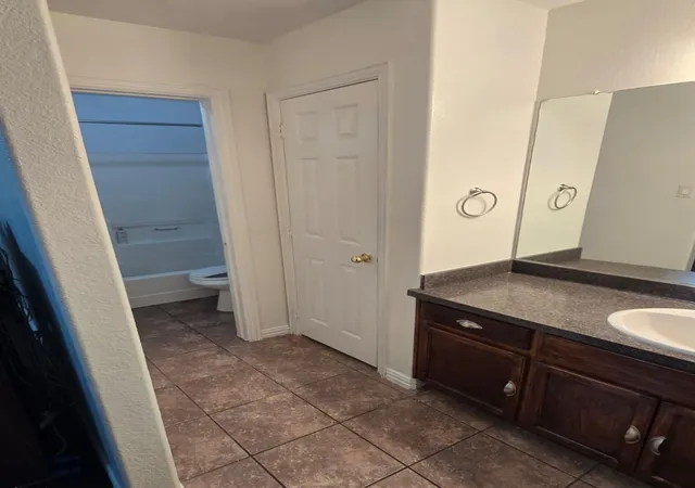 Photo 4 of Single family home for sale at 8516 Torreon Ct, Dallas, TX 75217 | MLS# 21347369 | Listing updated on 2026-08-01