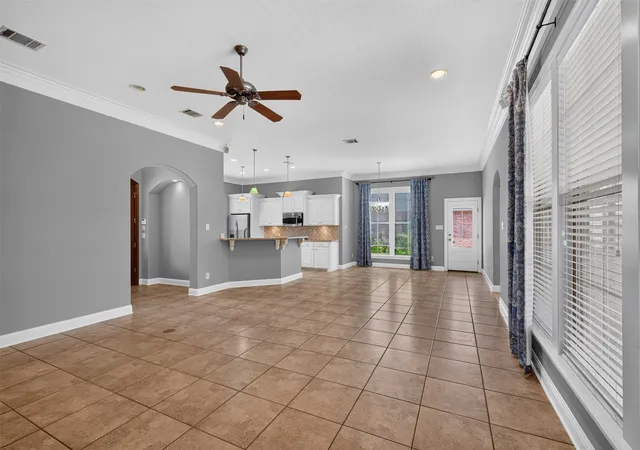 Photo 4 of Sale Pending at 9365 S Plaquemine Dr, Shreveport, LA 71115 | MLS# 21346756 | Listing updated on 2026-08-02