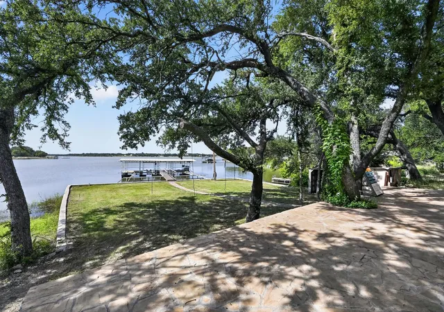 Photo 4 of Single family home for sale at 7228 Emerald Dr, Brownwood, TX 76801 | MLS# 21347670 | Listing updated on 2026-09-19