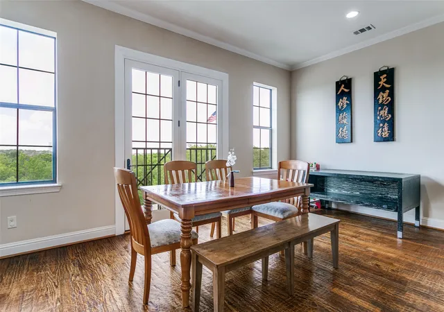 Photo 3 of Townhouse for sale at 1132 Hemingway Ln, Irving, TX 75063 | MLS# 21347656 | Listing updated on 2026-09-11