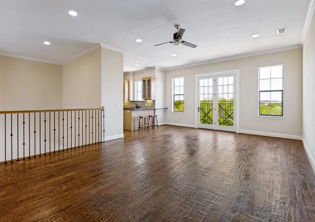 Photo 4 of Townhouse for sale at 1132 Hemingway Ln, Irving, TX 75063 | MLS# 21347656 | Listing updated on 2026-09-11
