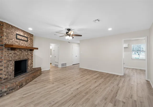 Photo 4 of Single family home for sale at 1006 Eagle Dr, Eddy, TX 76524 | MLS# 21347010 | Listing updated on 2026-09-28